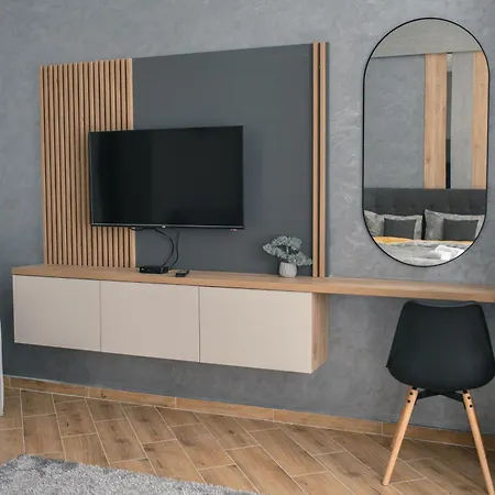 Brent Collection - In Center Aparthotel