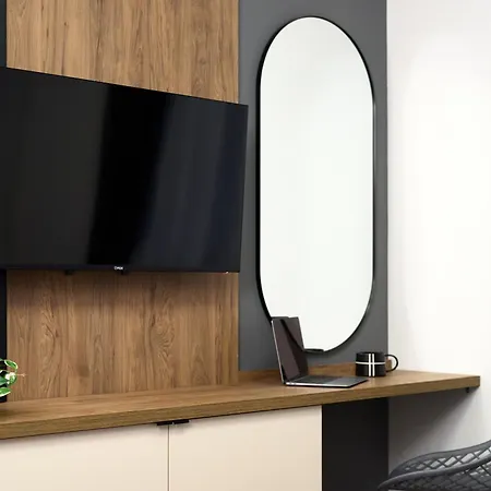 Brent Collection - In Center Aparthotel 3*