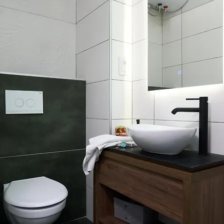 Brent Collection - In Center Aparthotel